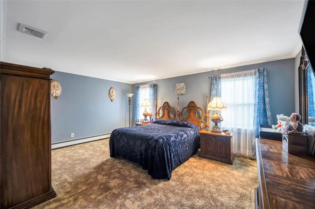 71 Orchid Drive Kings Park NY 11754