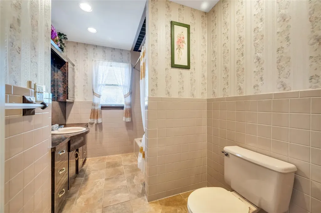 71 Orchid Drive Kings Park NY 11754