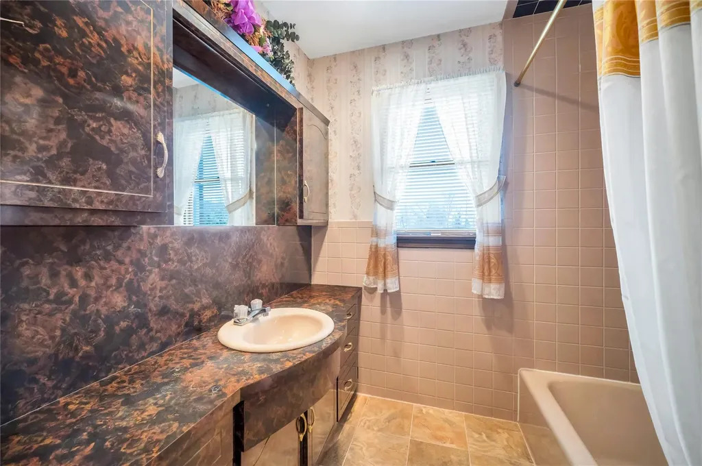 71 Orchid Drive Kings Park NY 11754