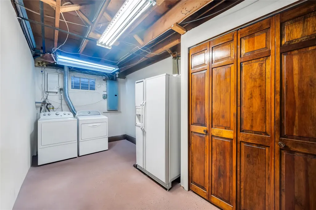 71 Orchid Drive Kings Park NY 11754
