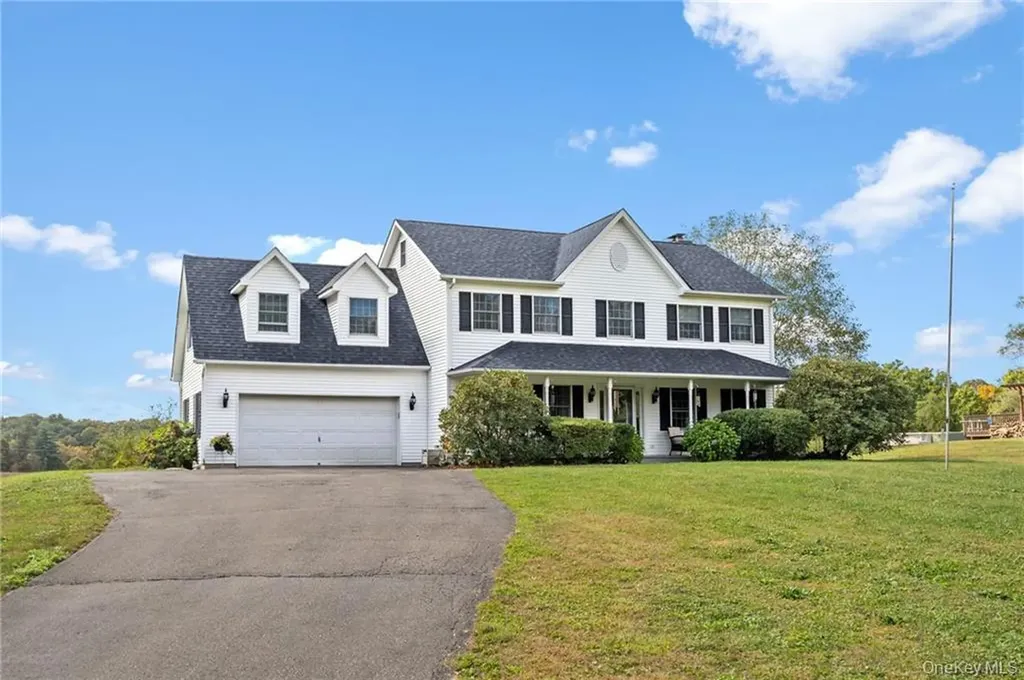 295 Borden Road Wallkill NY 12589