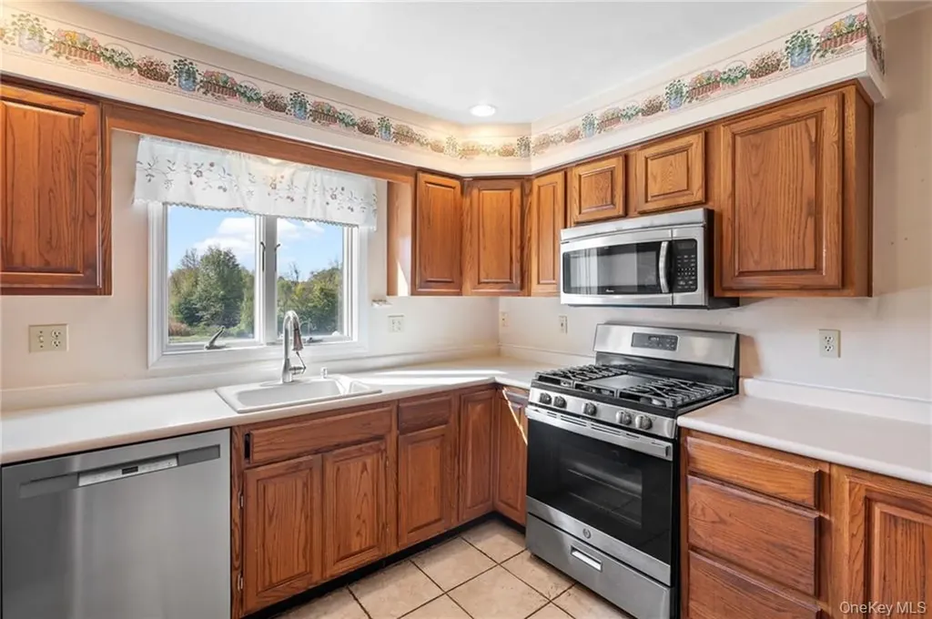 295 Borden Road Wallkill NY 12589