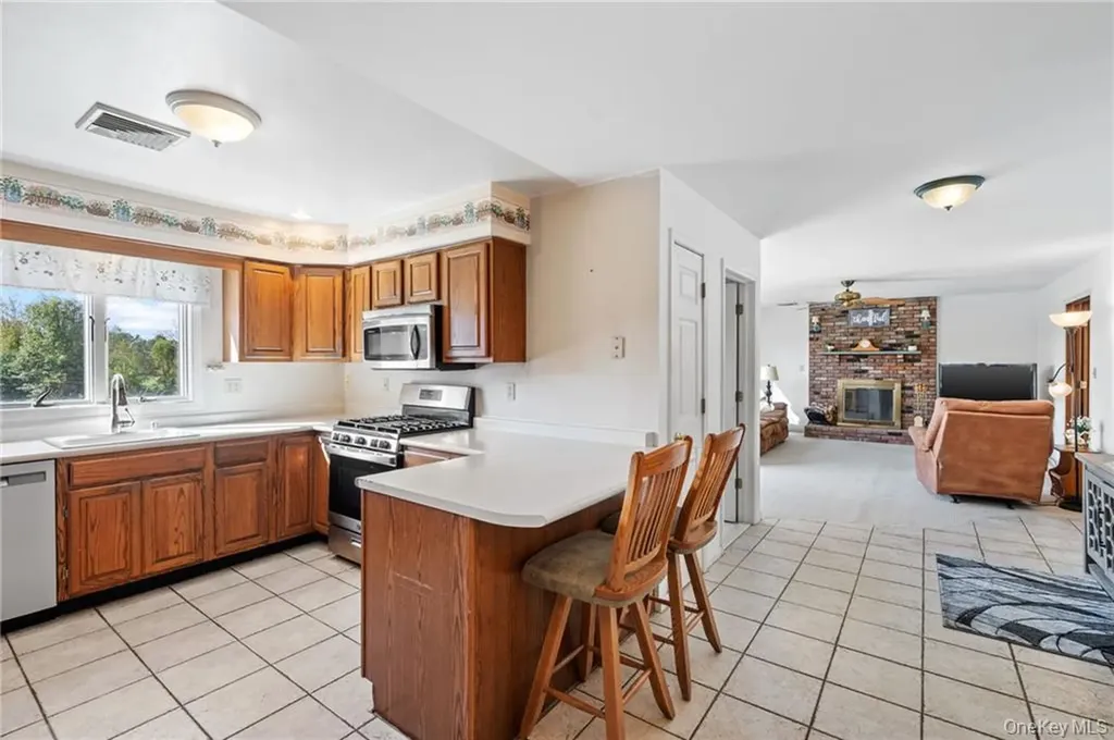 295 Borden Road Wallkill NY 12589
