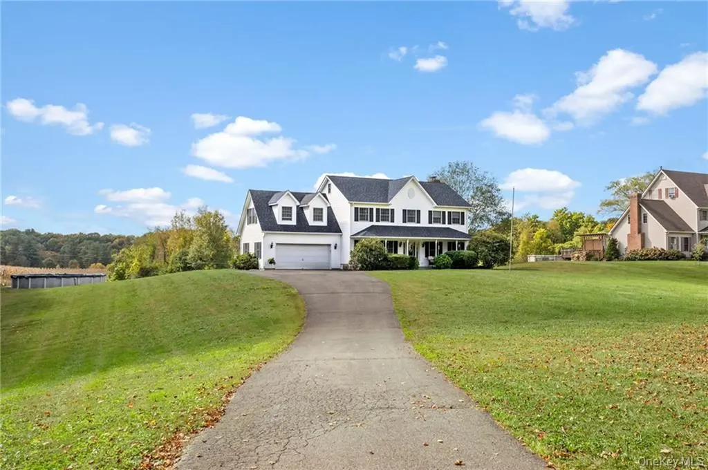 295 Borden Road Wallkill NY 12589