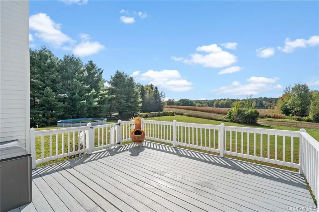 295 Borden Road Wallkill NY 12589