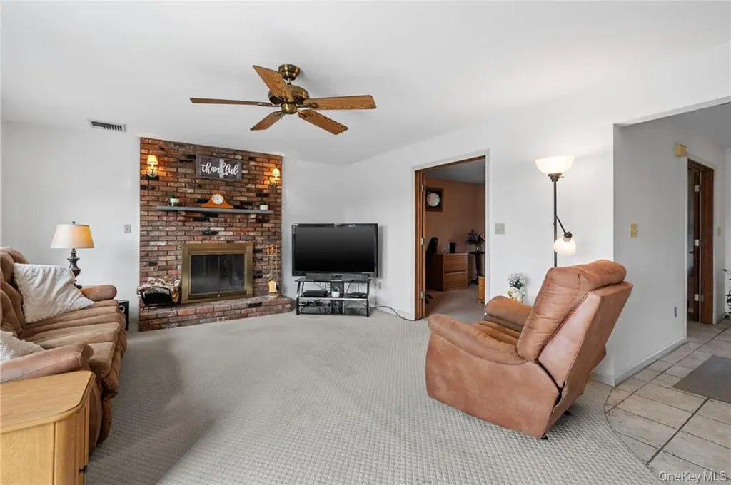 295 Borden Road Wallkill NY 12589