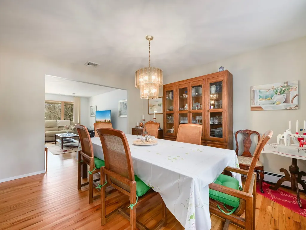 44 Haller Crescent Spring Valley NY 10977