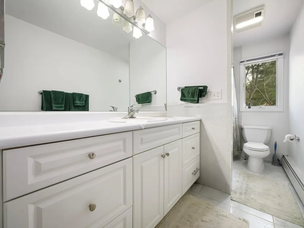 44 Haller Crescent Spring Valley NY 10977