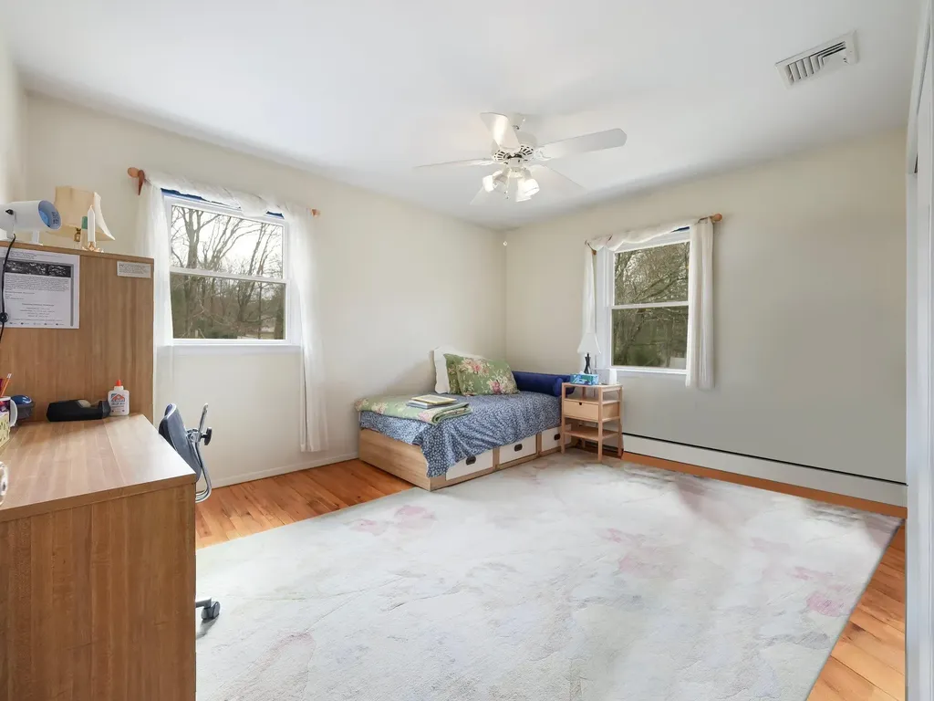 44 Haller Crescent Spring Valley NY 10977
