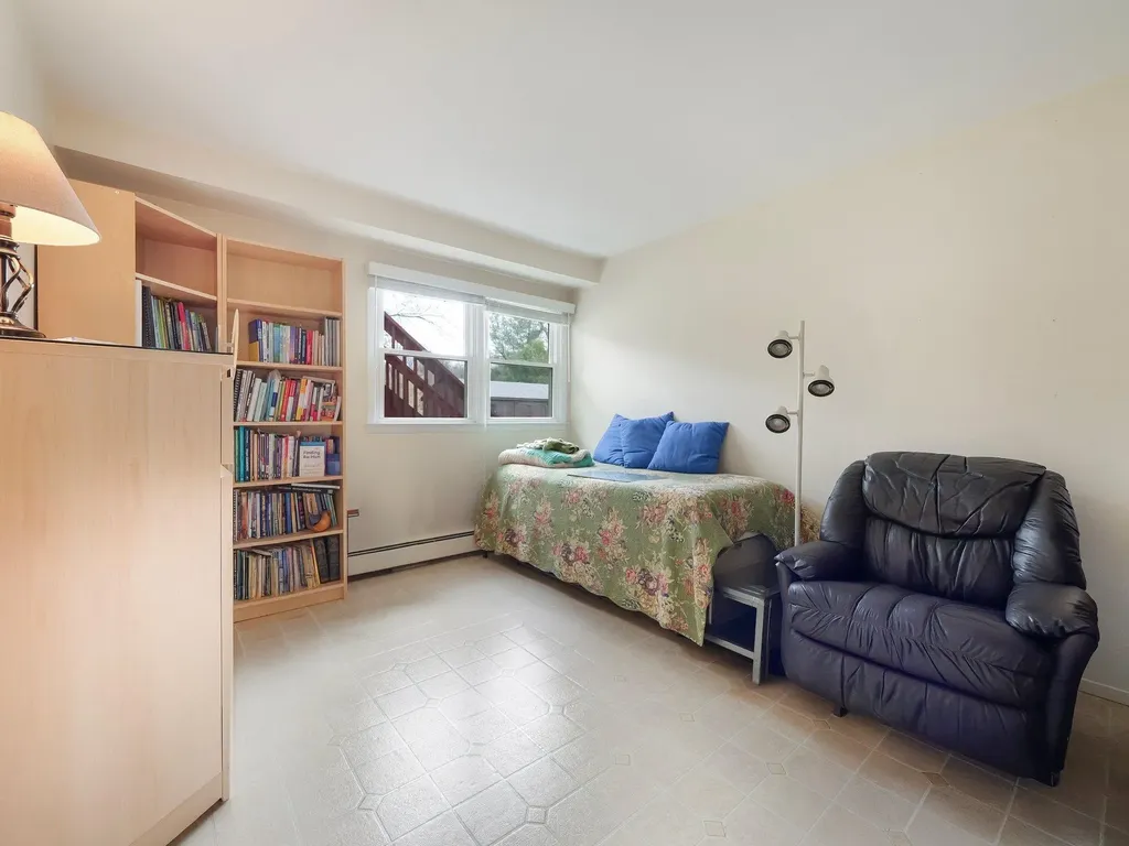 44 Haller Crescent Spring Valley NY 10977
