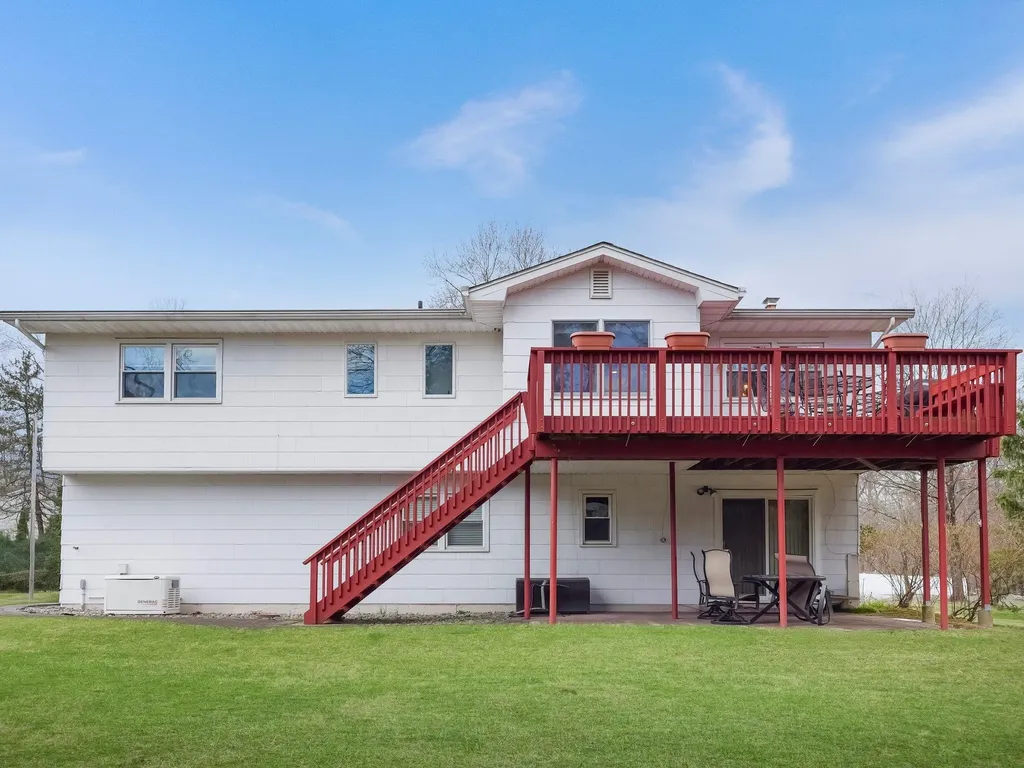 44 Haller Crescent Spring Valley NY 10977