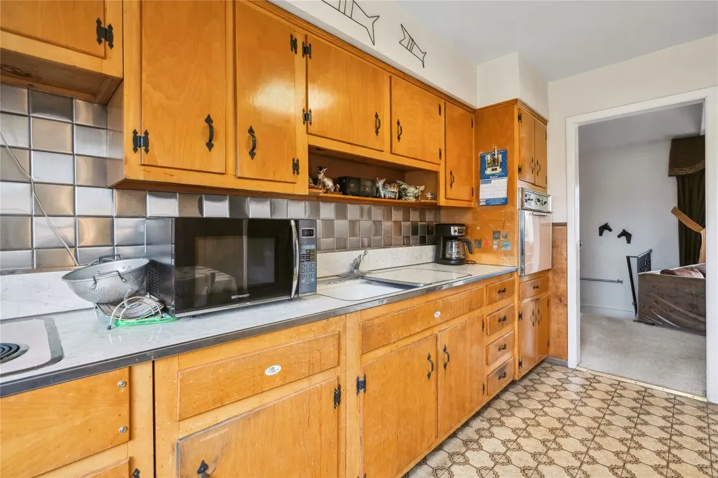 20 Hofstra Drive Smithtown NY 11787