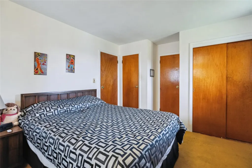 20 Hofstra Drive Smithtown NY 11787