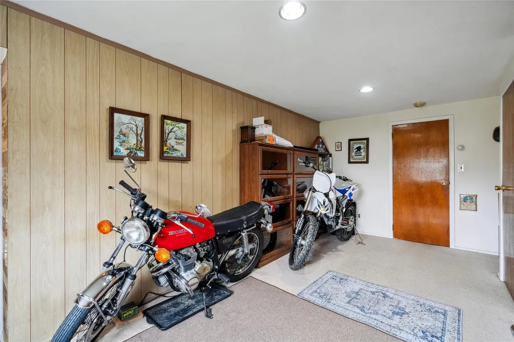 20 Hofstra Drive Smithtown NY 11787