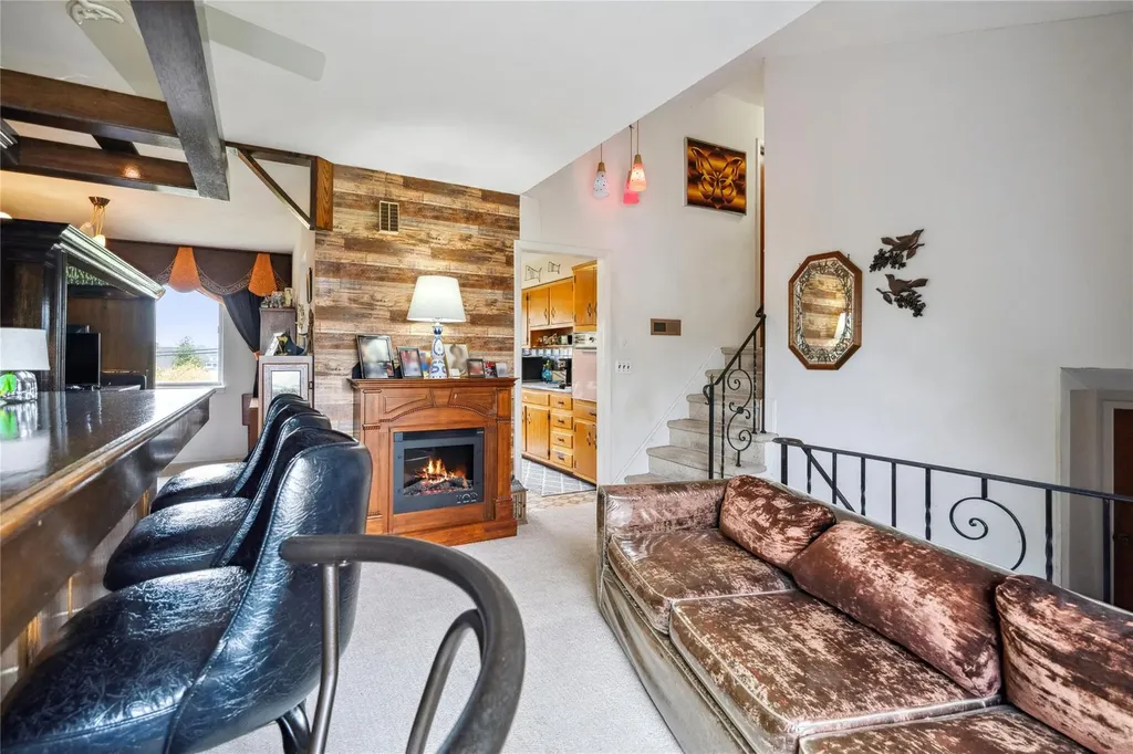 20 Hofstra Drive Smithtown NY 11787