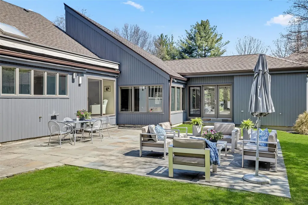 8 Pheasant Drive Rye NY 10580