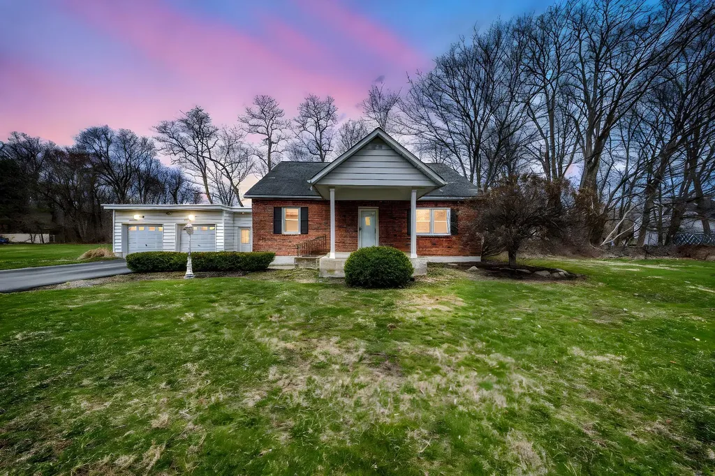 8 Didio Lane Montgomery NY 12549