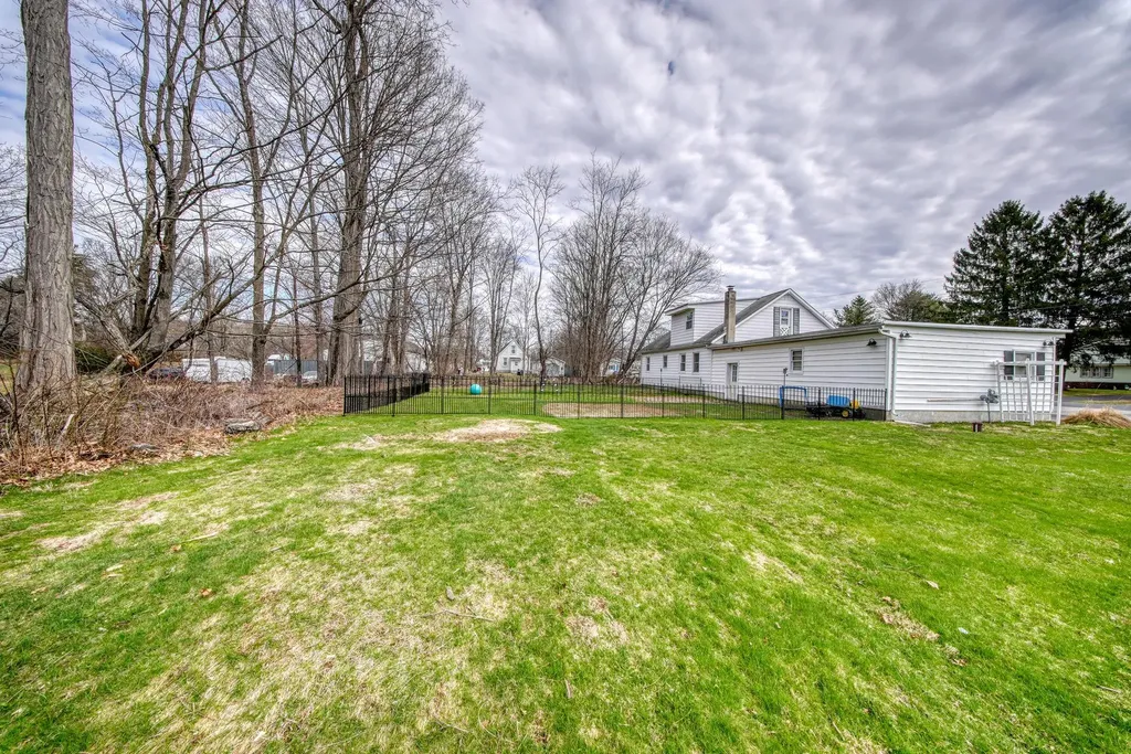 8 Didio Lane Montgomery NY 12549