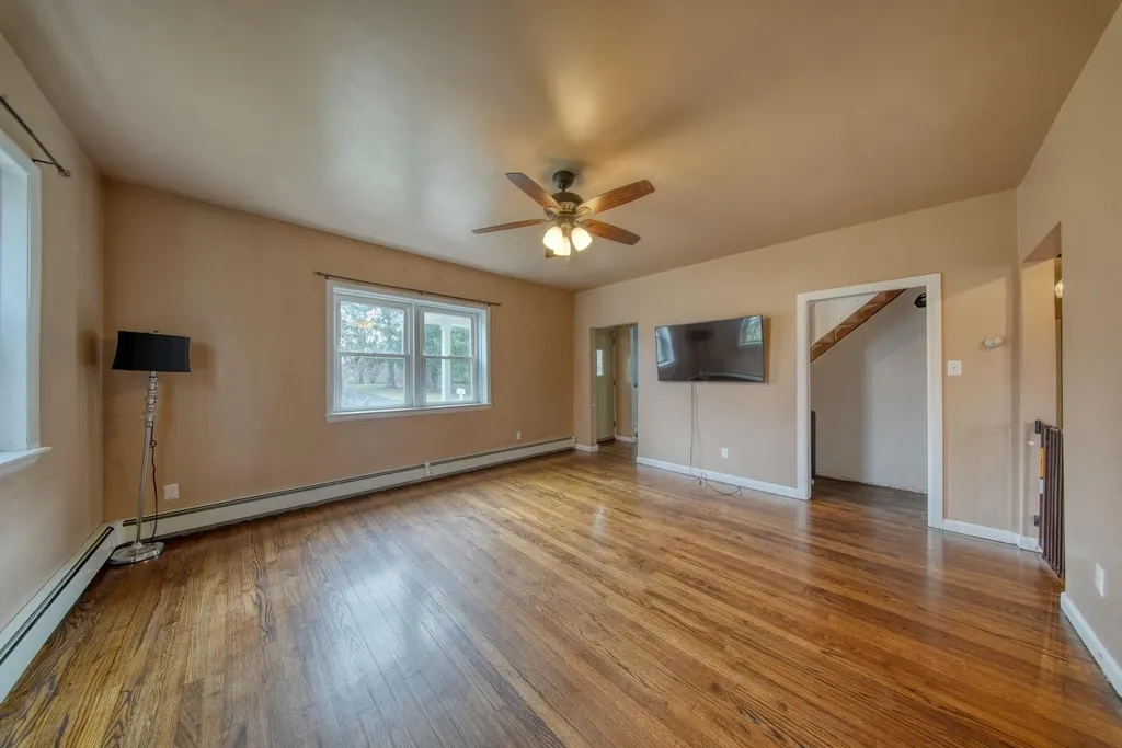 8 Didio Lane Montgomery NY 12549