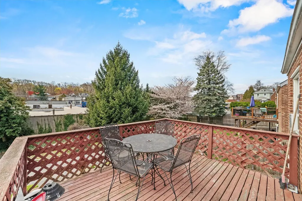 39 King Avenue Yonkers NY 10704