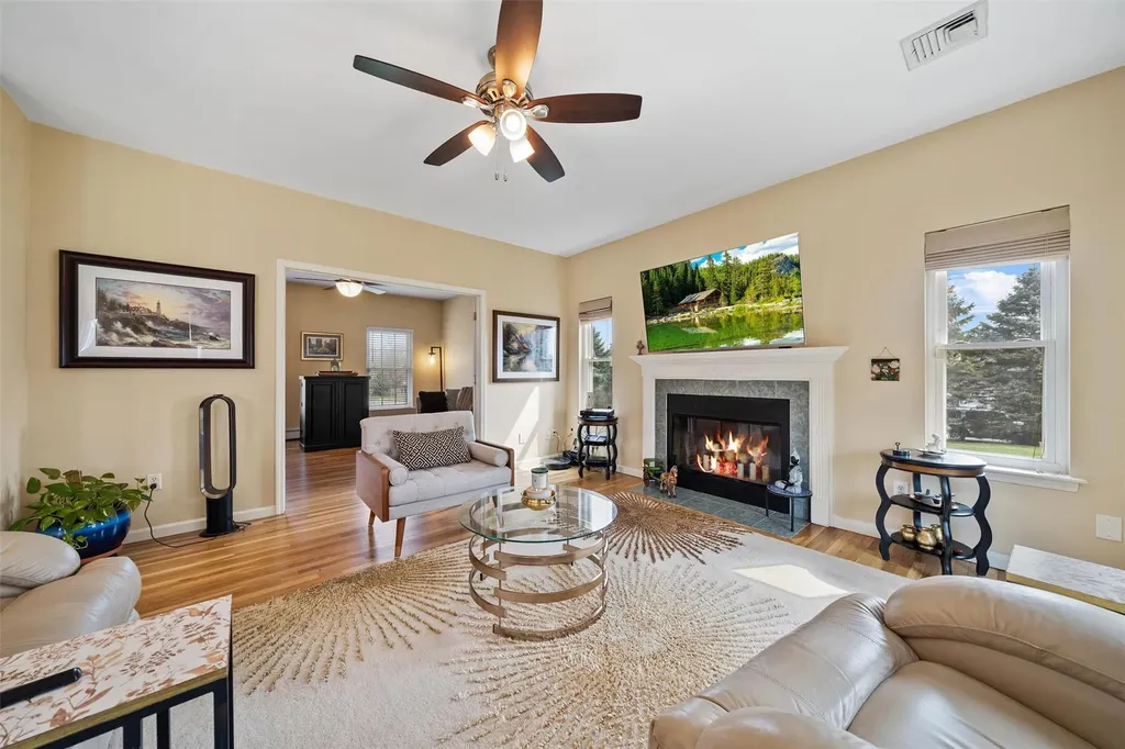 42 Frances Lane Monroe NY 10950