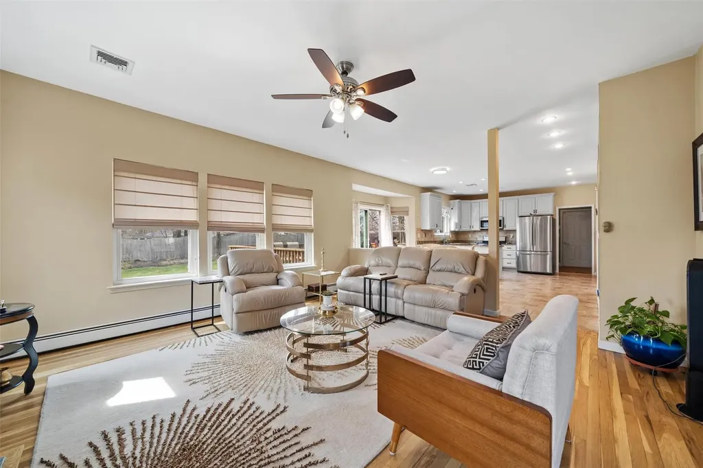 42 Frances Lane Monroe NY 10950