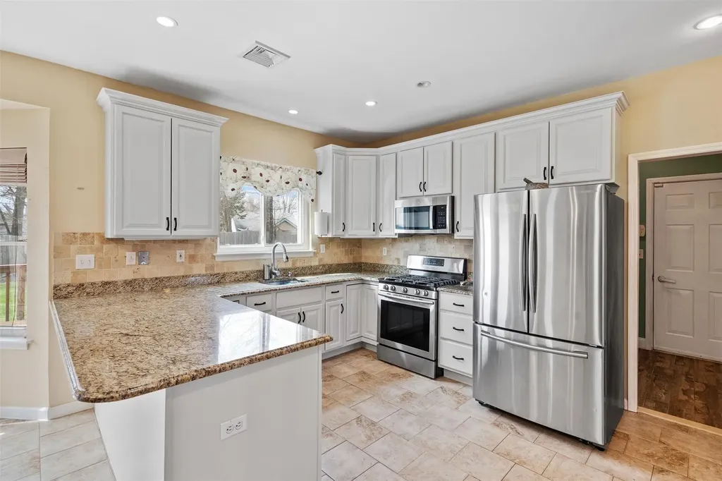 42 Frances Lane Monroe NY 10950