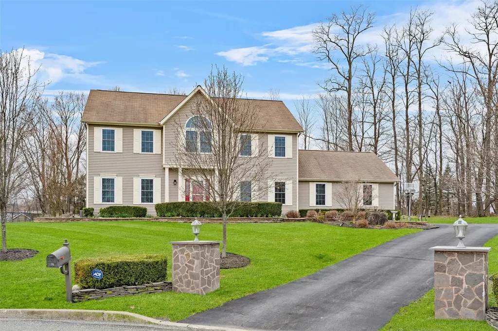 42 Frances Lane Monroe NY 10950