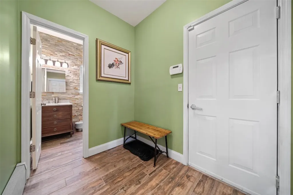 42 Frances Lane Monroe NY 10950