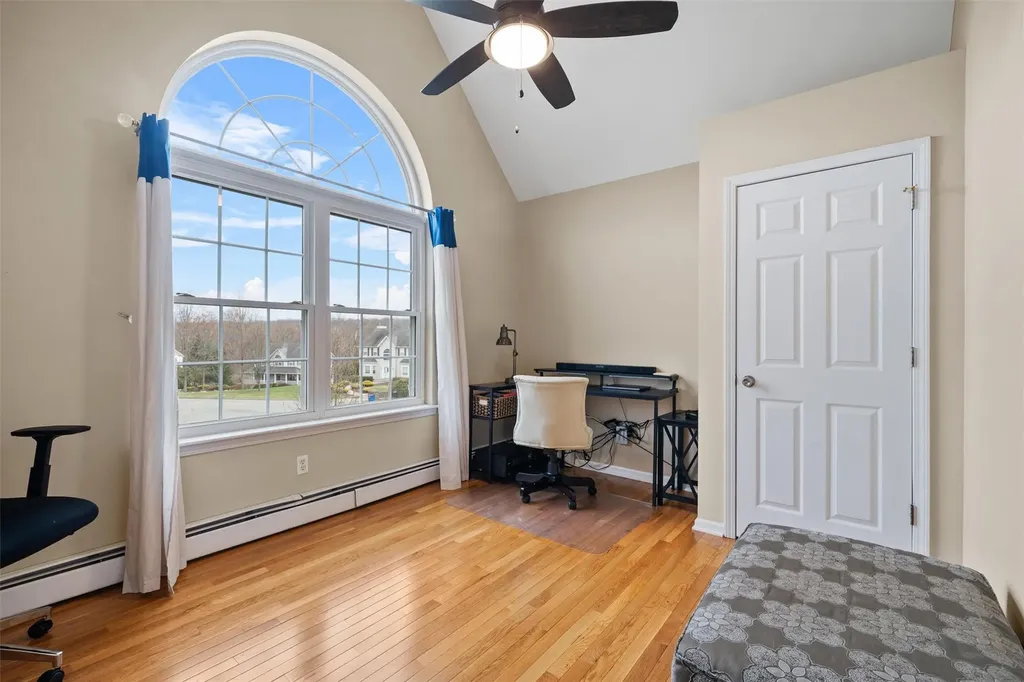 42 Frances Lane Monroe NY 10950