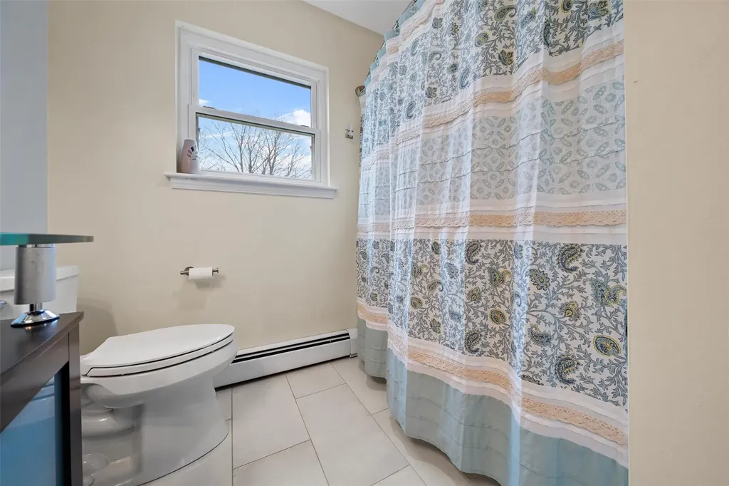 42 Frances Lane Monroe NY 10950