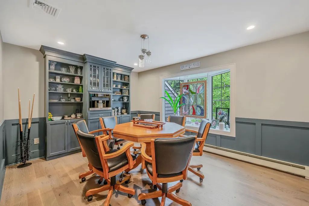 3 Samuels Path Miller Place NY 11764