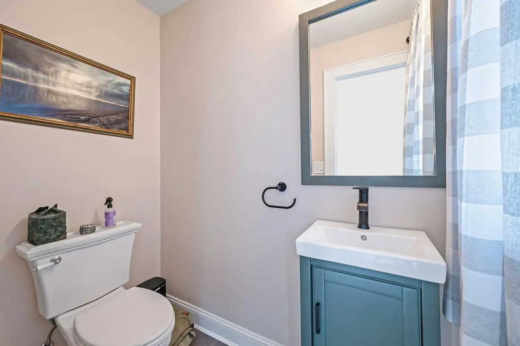 3 Samuels Path Miller Place NY 11764