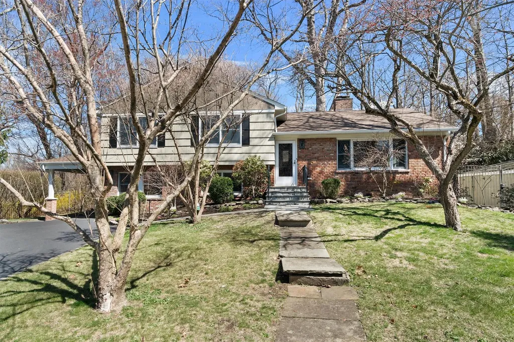 21 Glengary Road Cortlandt NY 10520