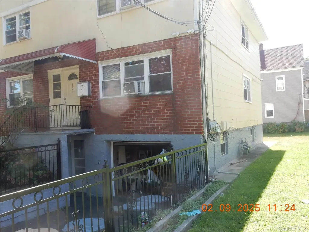 132 East 4th Street Mount Vernon NY 10550