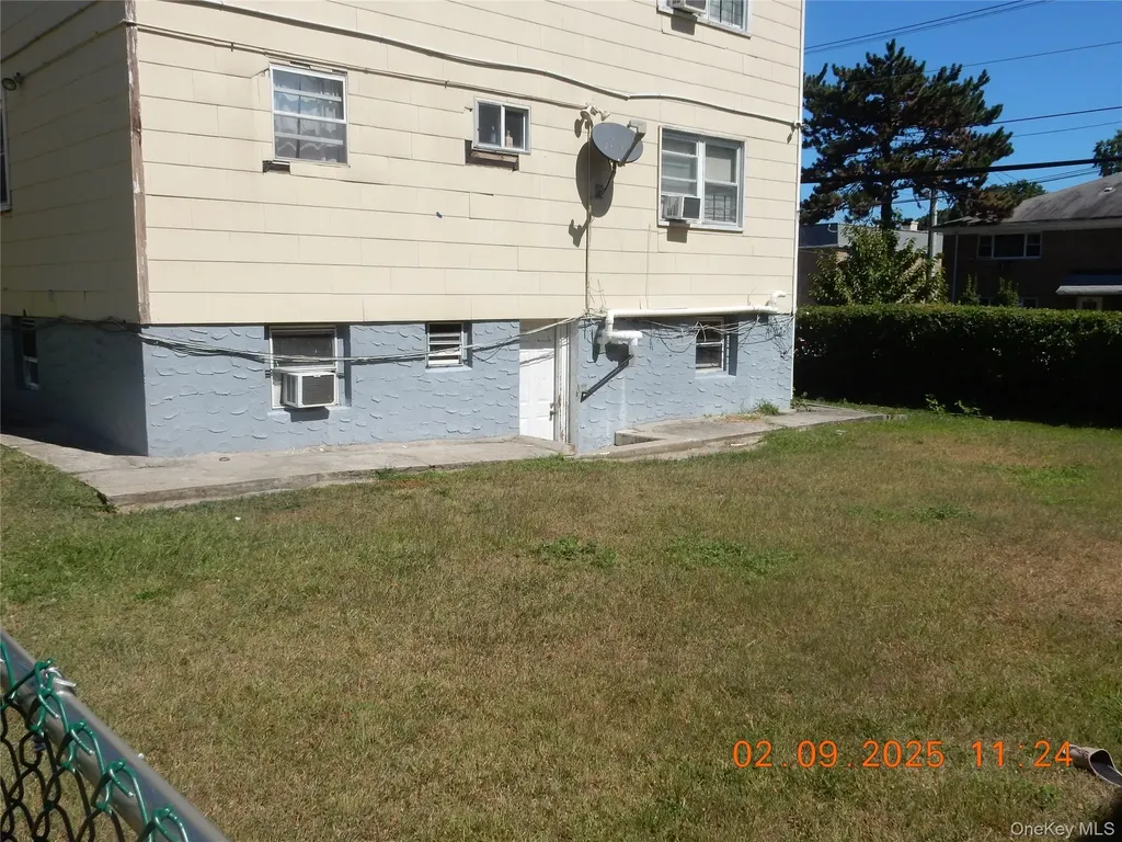 132 East 4th Street Mount Vernon NY 10550