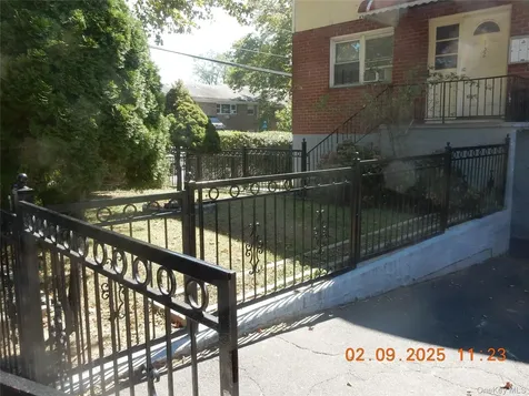 132 East 4th Street Mount Vernon NY 10550