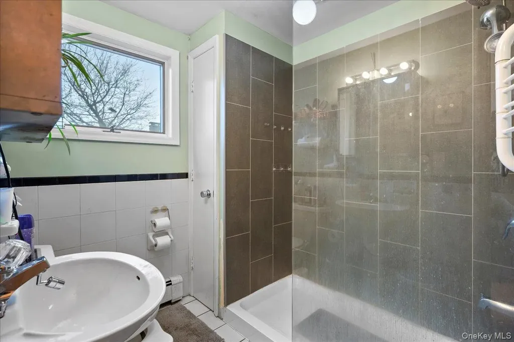 158 Davis Avenue White Plains NY 10605