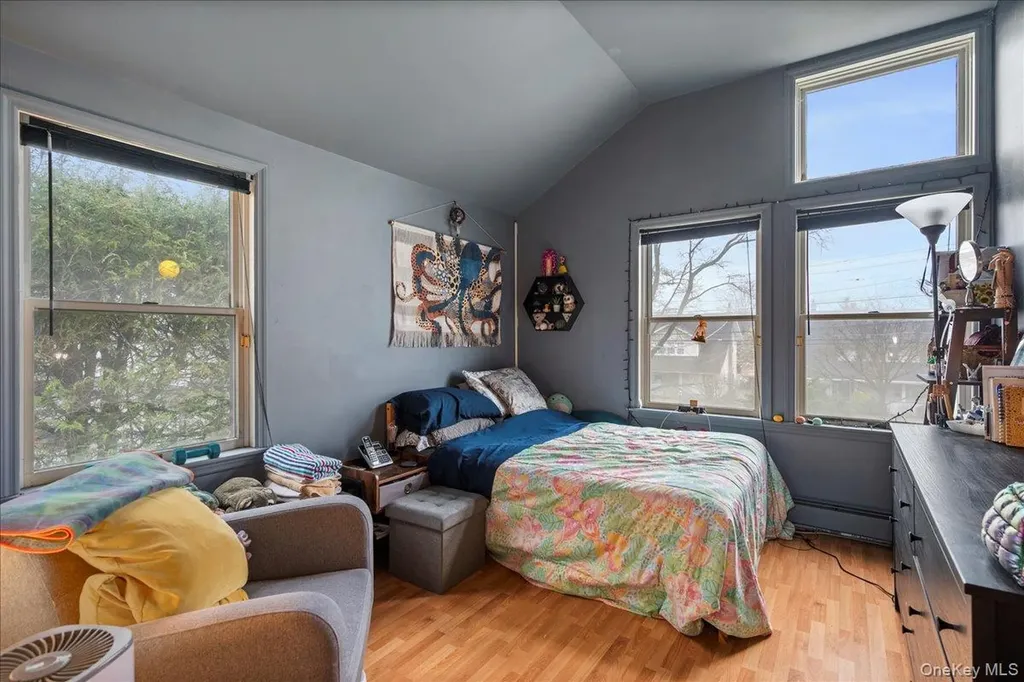 158 Davis Avenue White Plains NY 10605