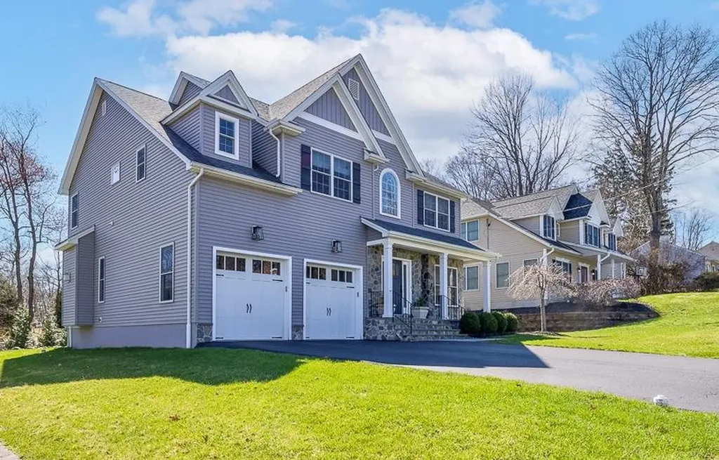 104 S Reld Drive Pearl River NY 10965