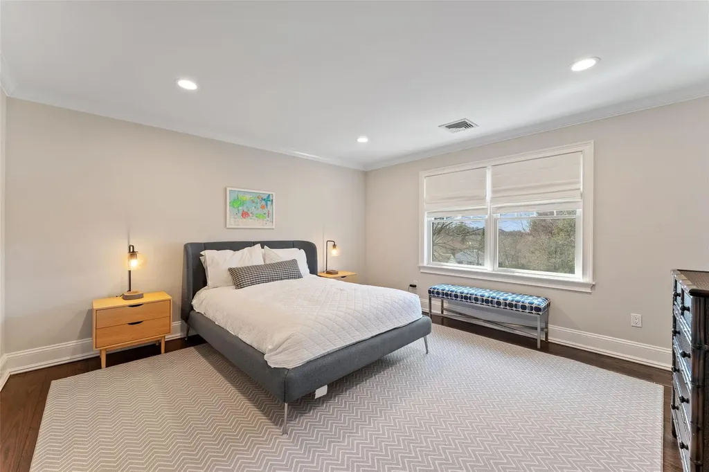 14 Flintlock Lane Ardsley NY 10502