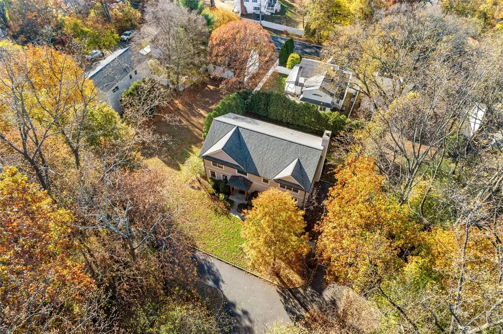 14 Flintlock Lane Ardsley NY 10502