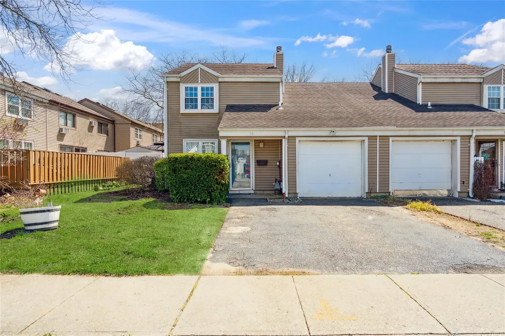 16 S Union Street Bay Shore NY 11706