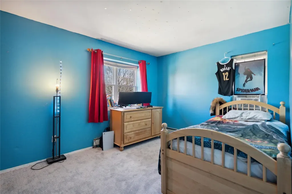 16 S Union Street Bay Shore NY 11706