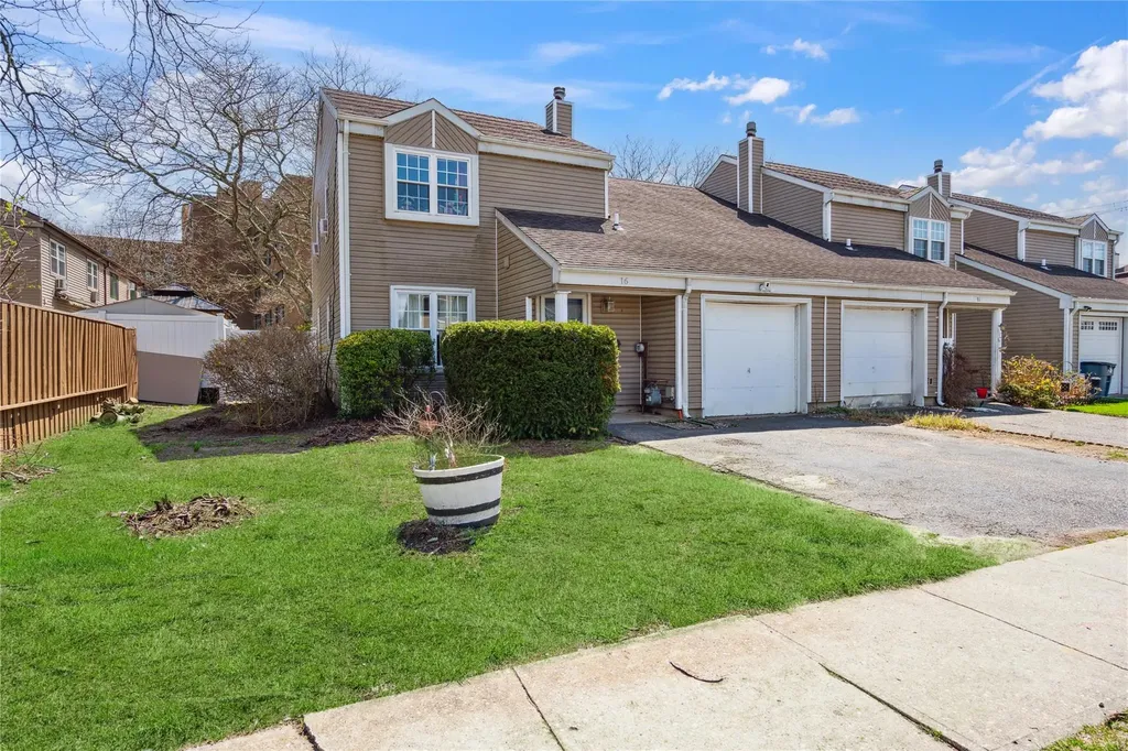 16 S Union Street Bay Shore NY 11706