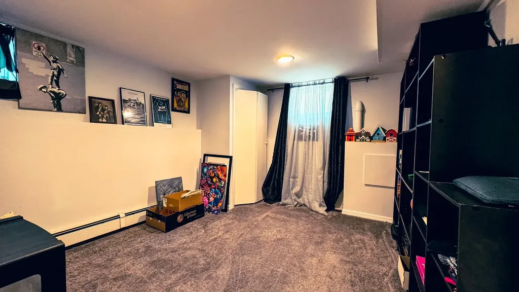 7 W Oak Street Islip NY 11751