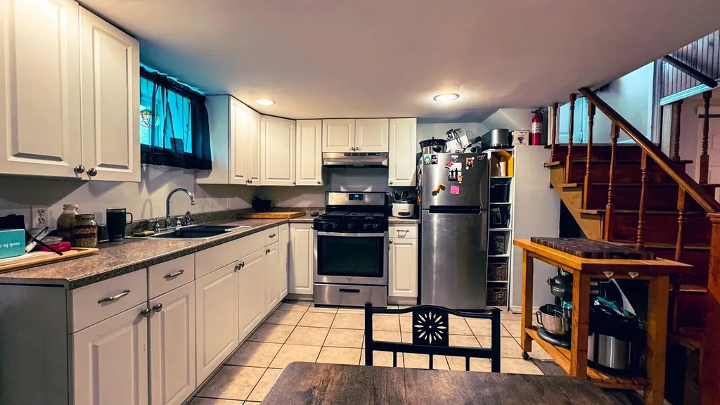 7 W Oak Street Islip NY 11751