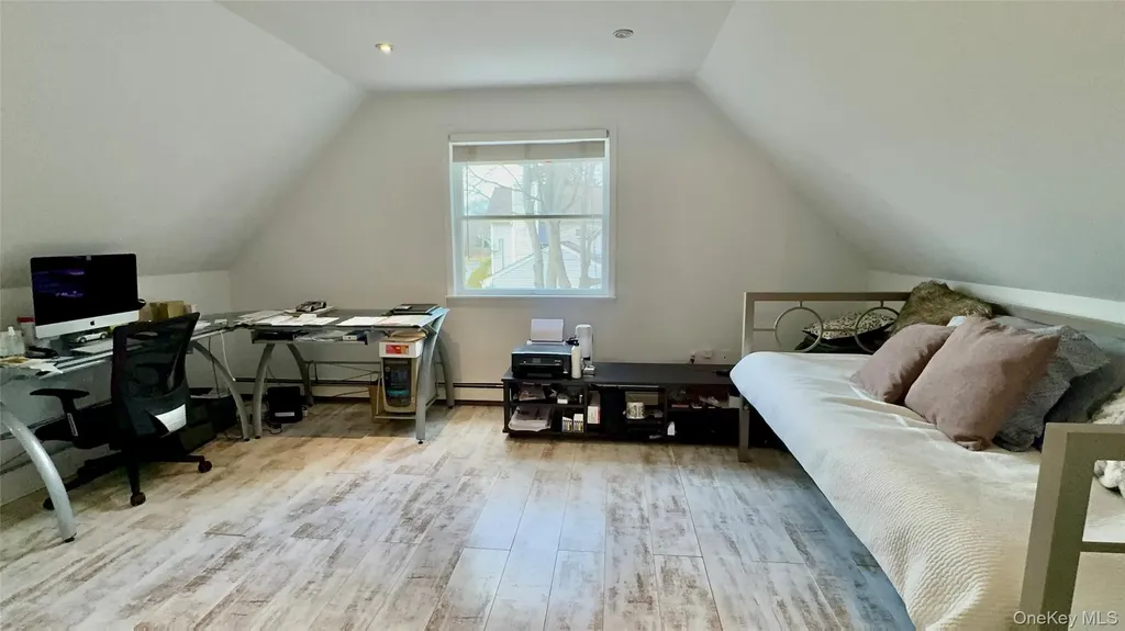 4 N Westbury Road Hampton Bays NY 11946