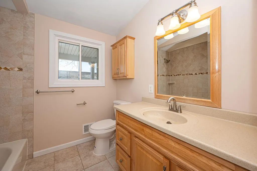 12 Farner Avenue Selden NY 11784