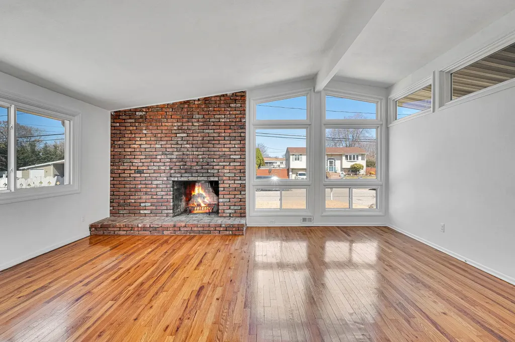 12 Farner Avenue Selden NY 11784